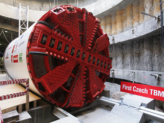 Prosazení myšlenky na užití razicích štítů TBM  v geologických podmínkách Prahy při stavbě metra