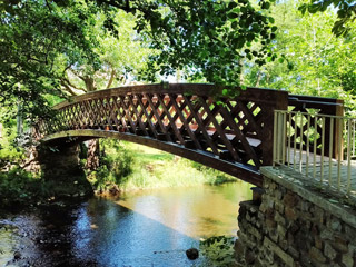 Lávka pro pěší Husinec