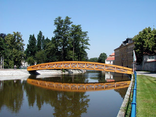 Lávka přes Malši v Českých Budějovicích (2002)