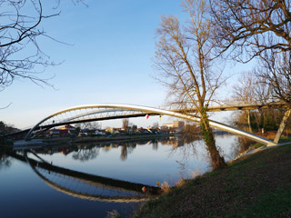 Lávka přes Labe v Nymburce (2021)