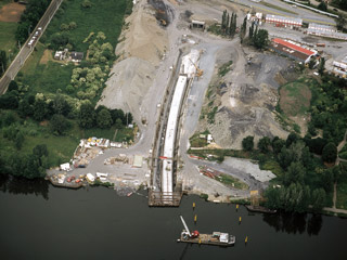 Vysouvané tunely metra pod Vltavou na trase C